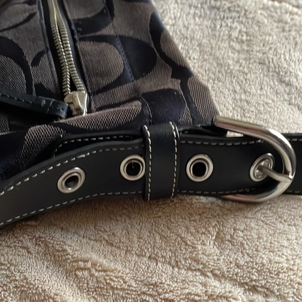 Coach Purse - Picture 7 of 13